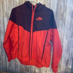 Nike windbreaker, new condition with tags